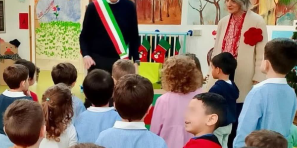 Immagine decorativa per il contenuto Investire nei bambini significa investire nel futuro di Deruta